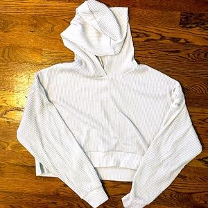 Cream ribbed crop ALO yoga hoodie size M.